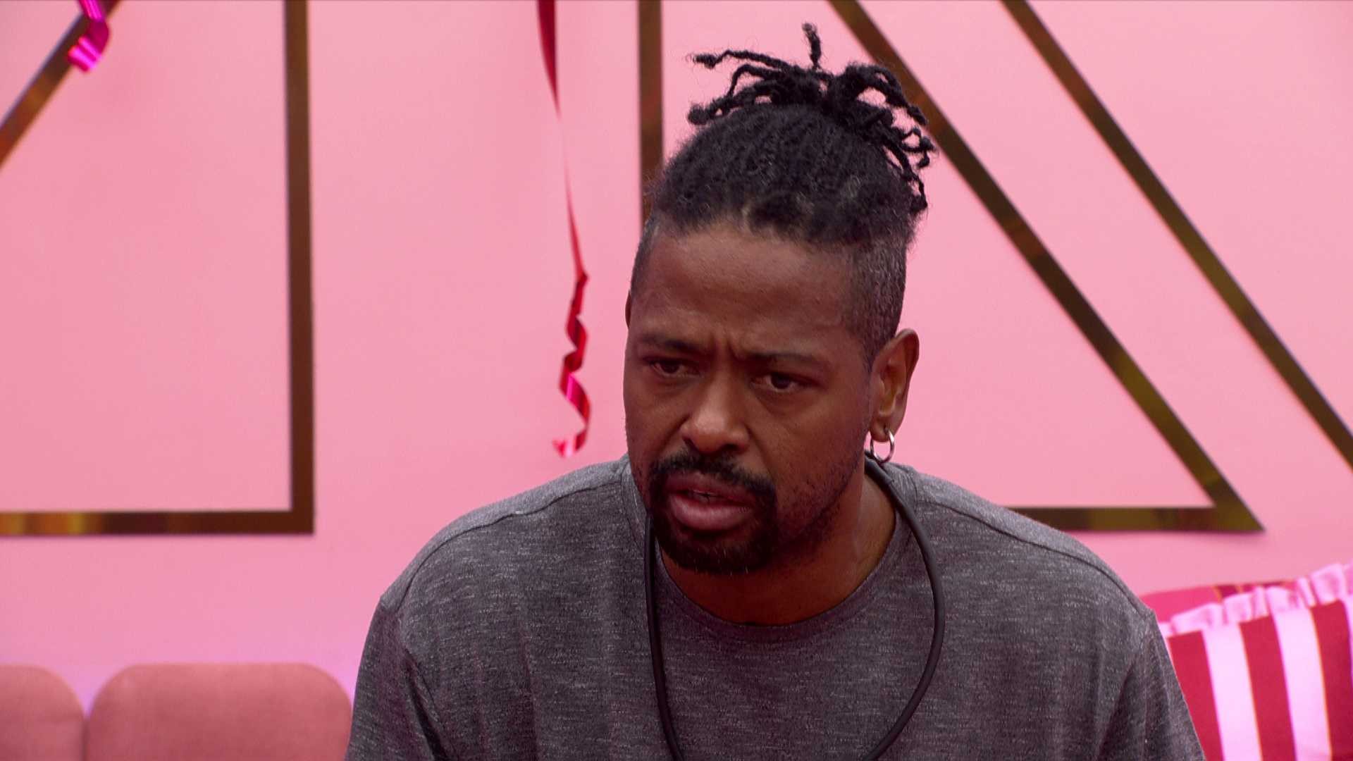 Leandro critica jogo de Alberto Cowboy e afirma: 'Boto ele no Paredão'