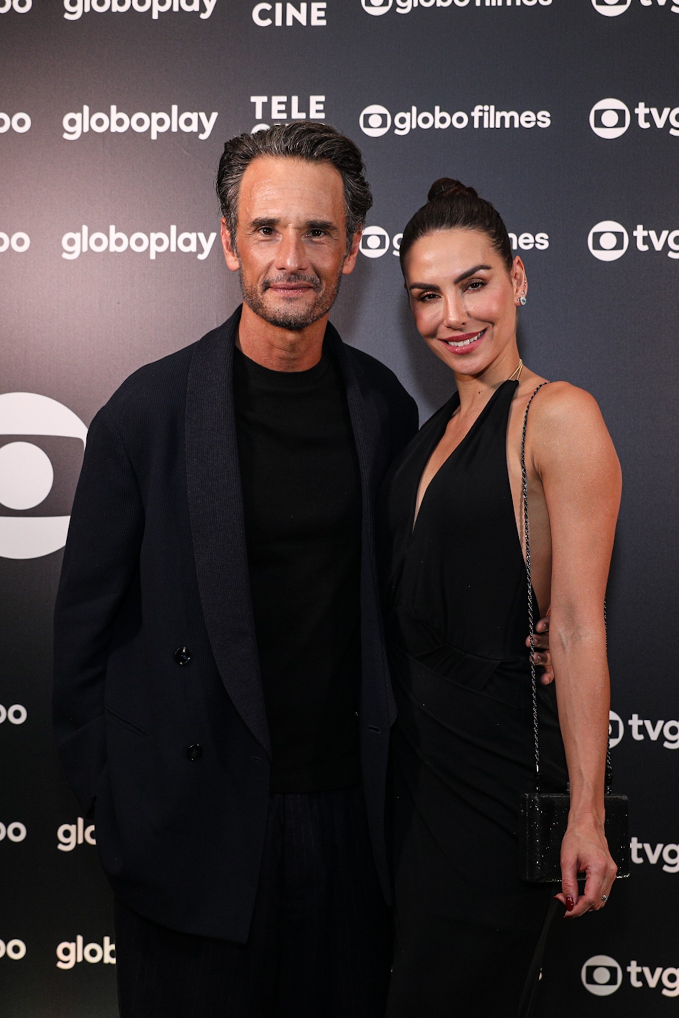 Famosos marcam presença em jantar promovido pela Globo no Festival do Rio