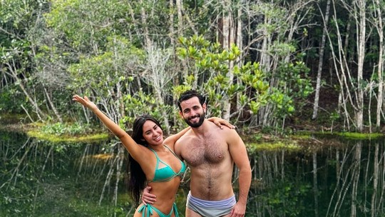 Matteus, do BBB 24, se derrete por Isabelle Nogueira em fotos românticas: 'Sorte do meu sorriso, te ter como motivo' Matteus, do BBB 24, se derrete por Isabelle Nogueira em fotos românticas: 'Sorte do meu sorriso, te ter como motivo'