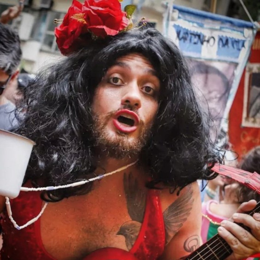 Quantos anos tem Leandro Vieira?