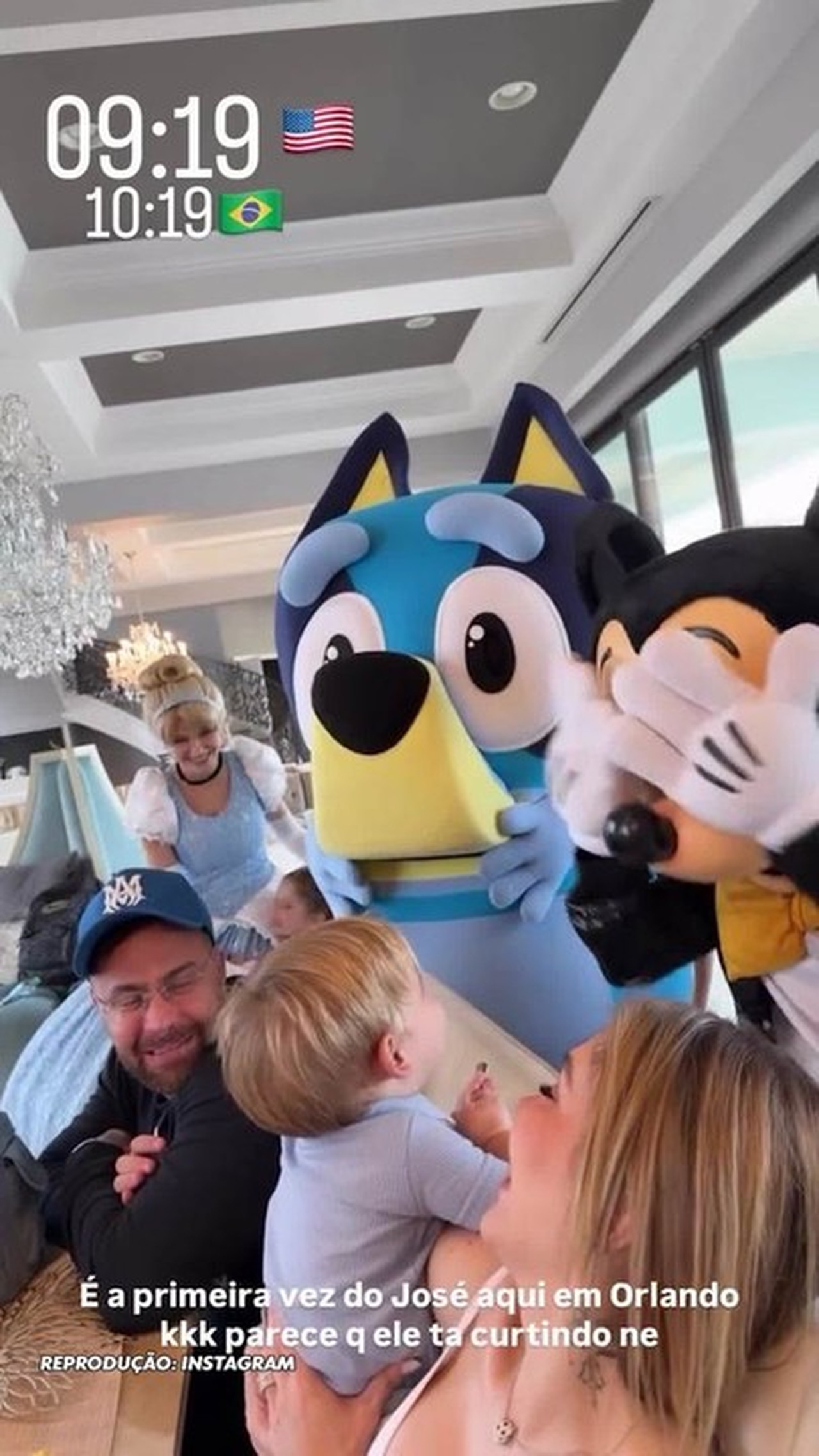 Virginia Fonseca leva filhos à Disney e compartilha momentos da viagem