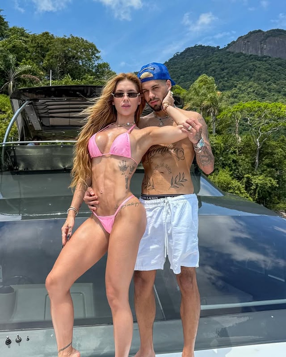 Virginia mostra passeio de lancha em família: 'Segundou com meus amores' — Foto: Reprodução/Instagram