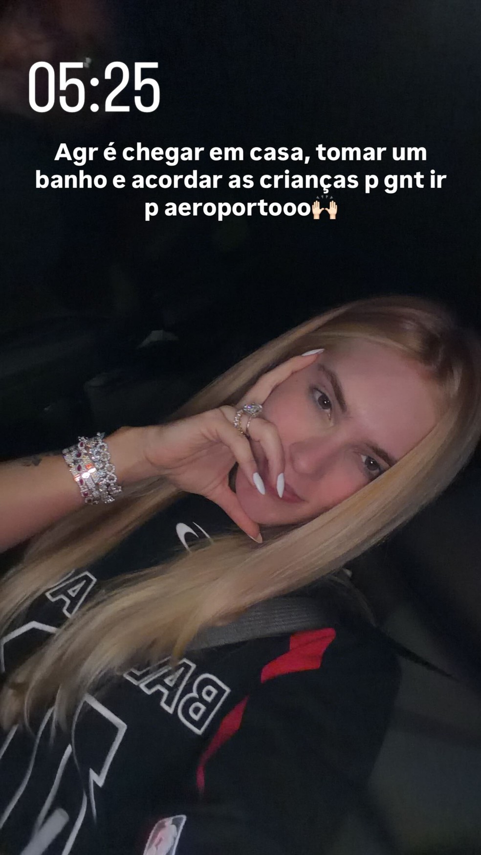 Virginia vira a madrugada em salão de beleza para mudar o visual — Foto: Reprodução/Instagram