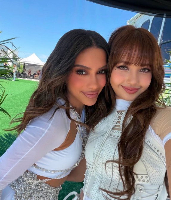 Anitta celebra cerimônia de abertura da Copa: 'Muito feliz e grata'