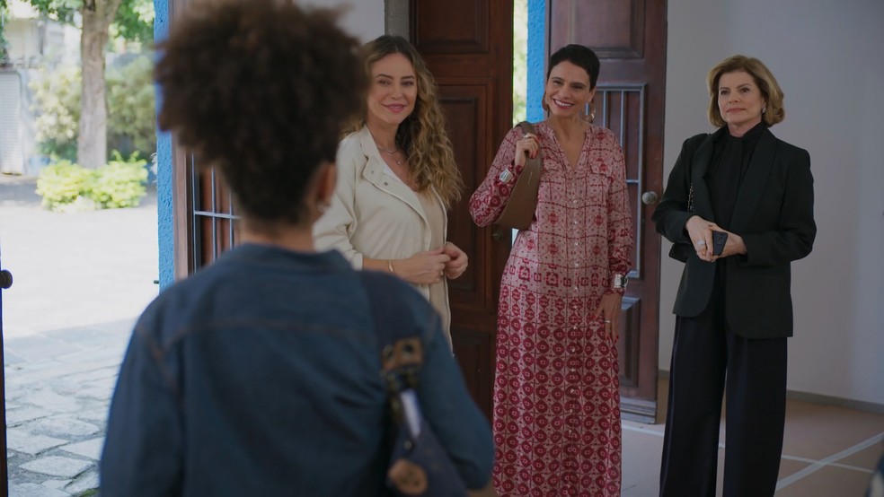 Odete irá se deparar com Ana Clara — Foto: Reprodução/TV Globo
