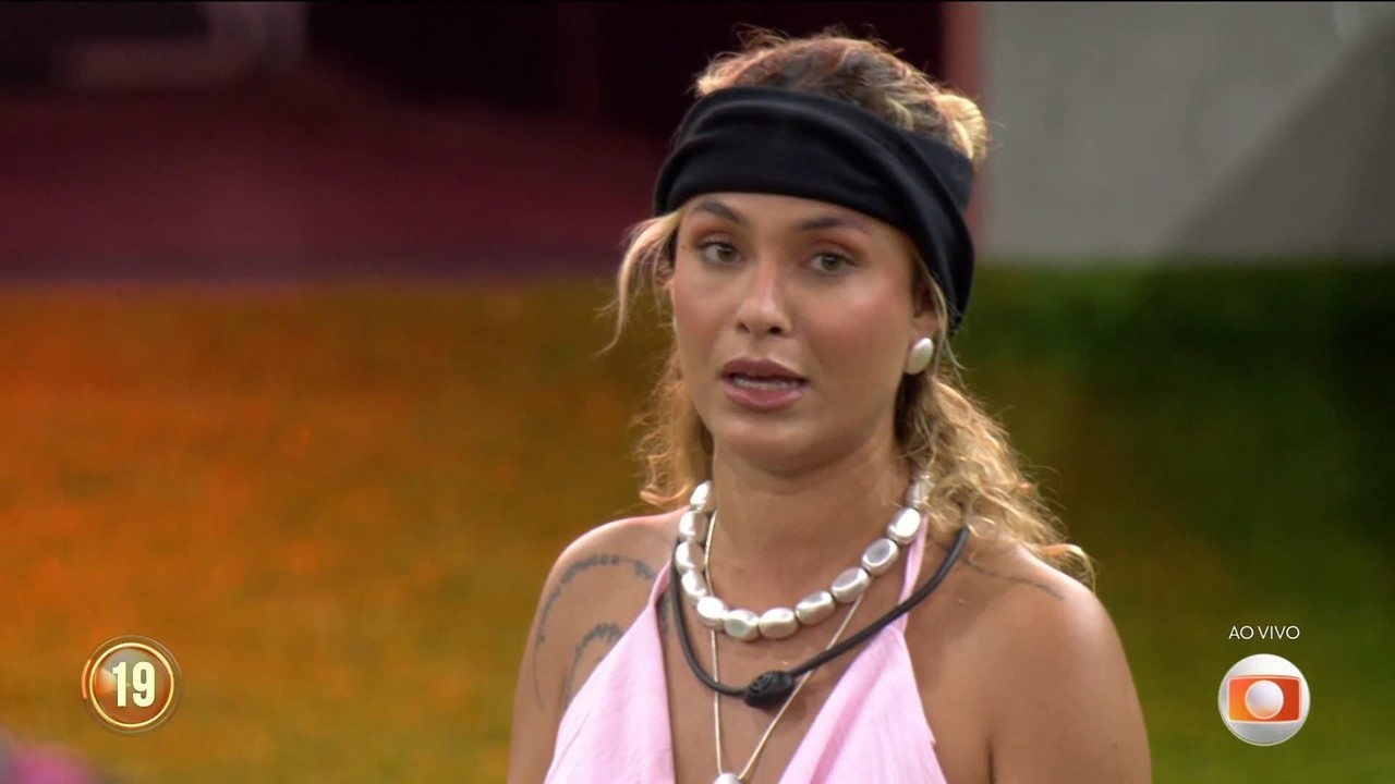 Sarah Andrade diz que Juliano Floss é o mais vtzeiro do BBB 26: 'Tem medo de ser planta'