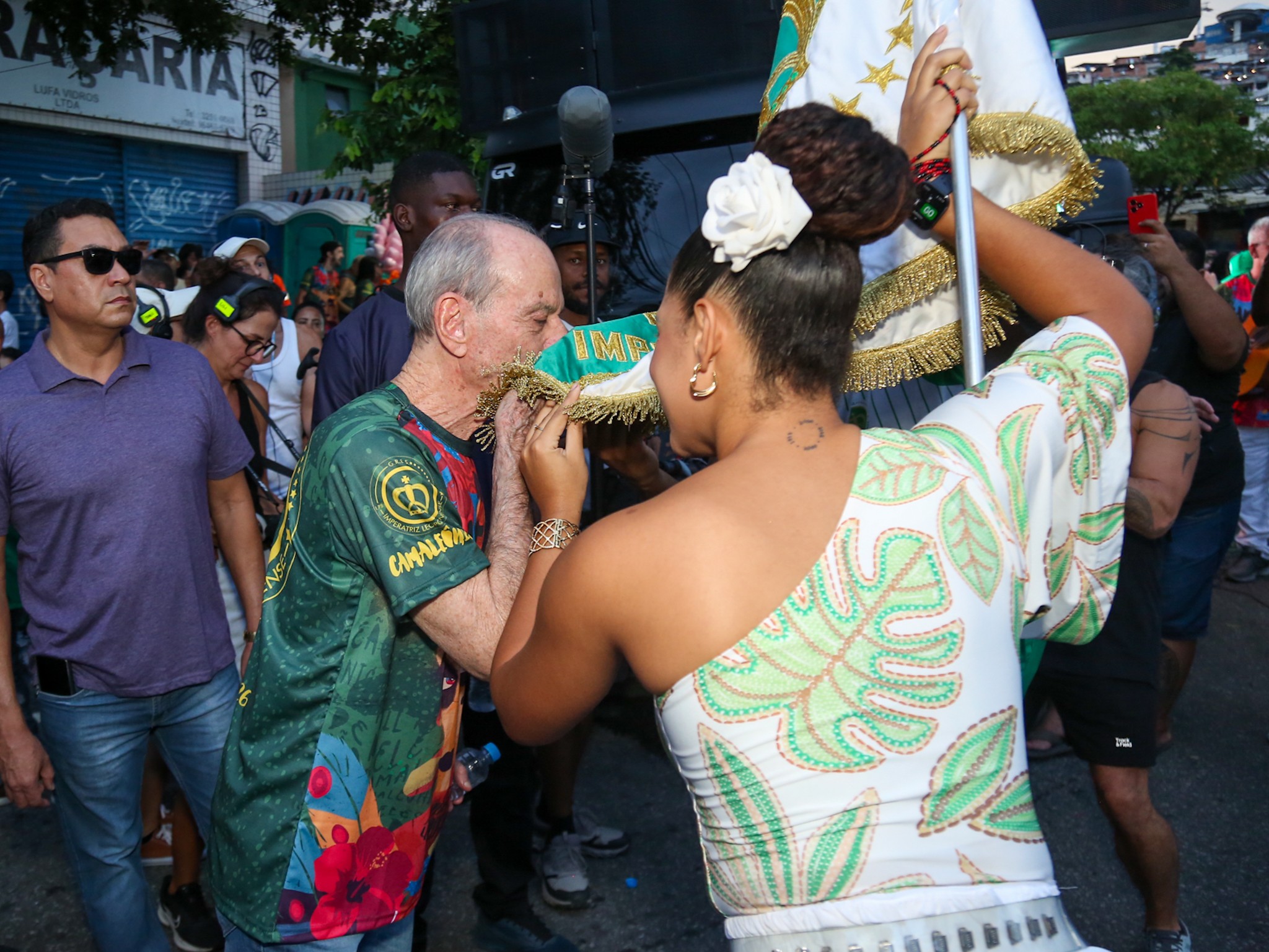 Ney Matogrosso, enredo da Imperatriz Leopoldinense no Carnaval 2026, participa de ensaio da escola