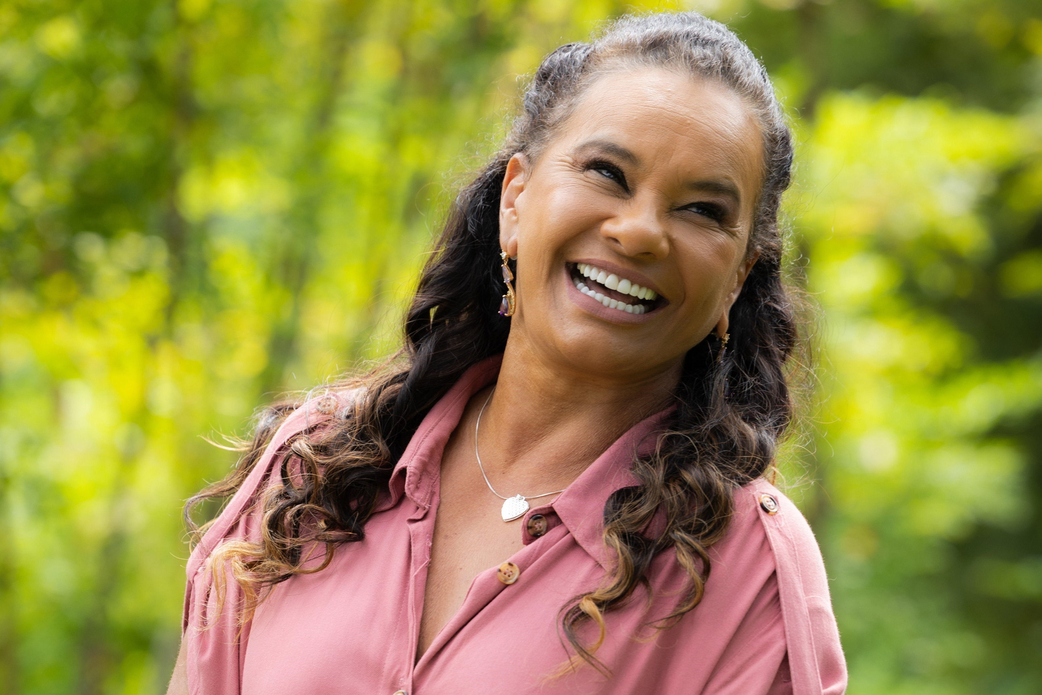 Solange Couto revela planos após BBB 26 e desejo de remake: 'Sentindo falta de aplausos'