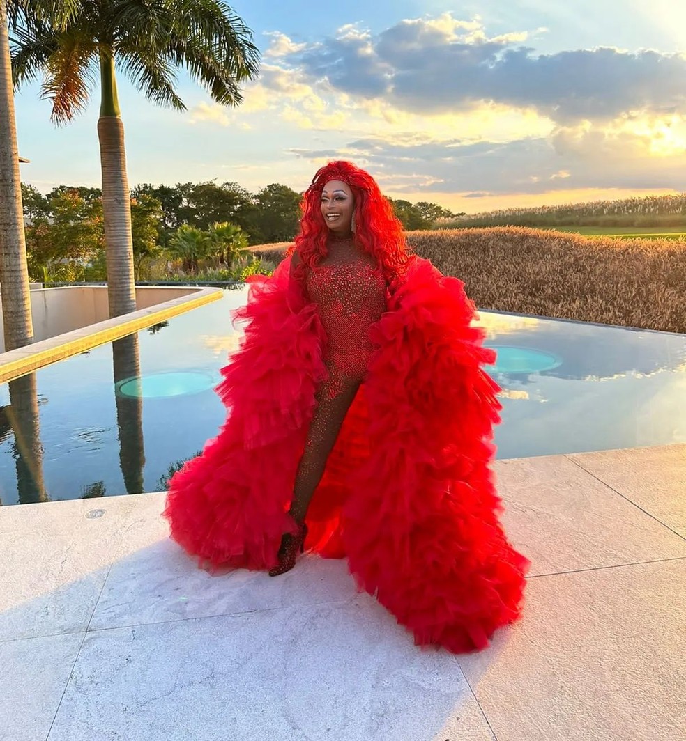 Márcia Pantera, drag queen precursora do movimento bate-cabelo, fala dos avanços na questão dos direitos LGBT — Foto: Reprodução/Instagram