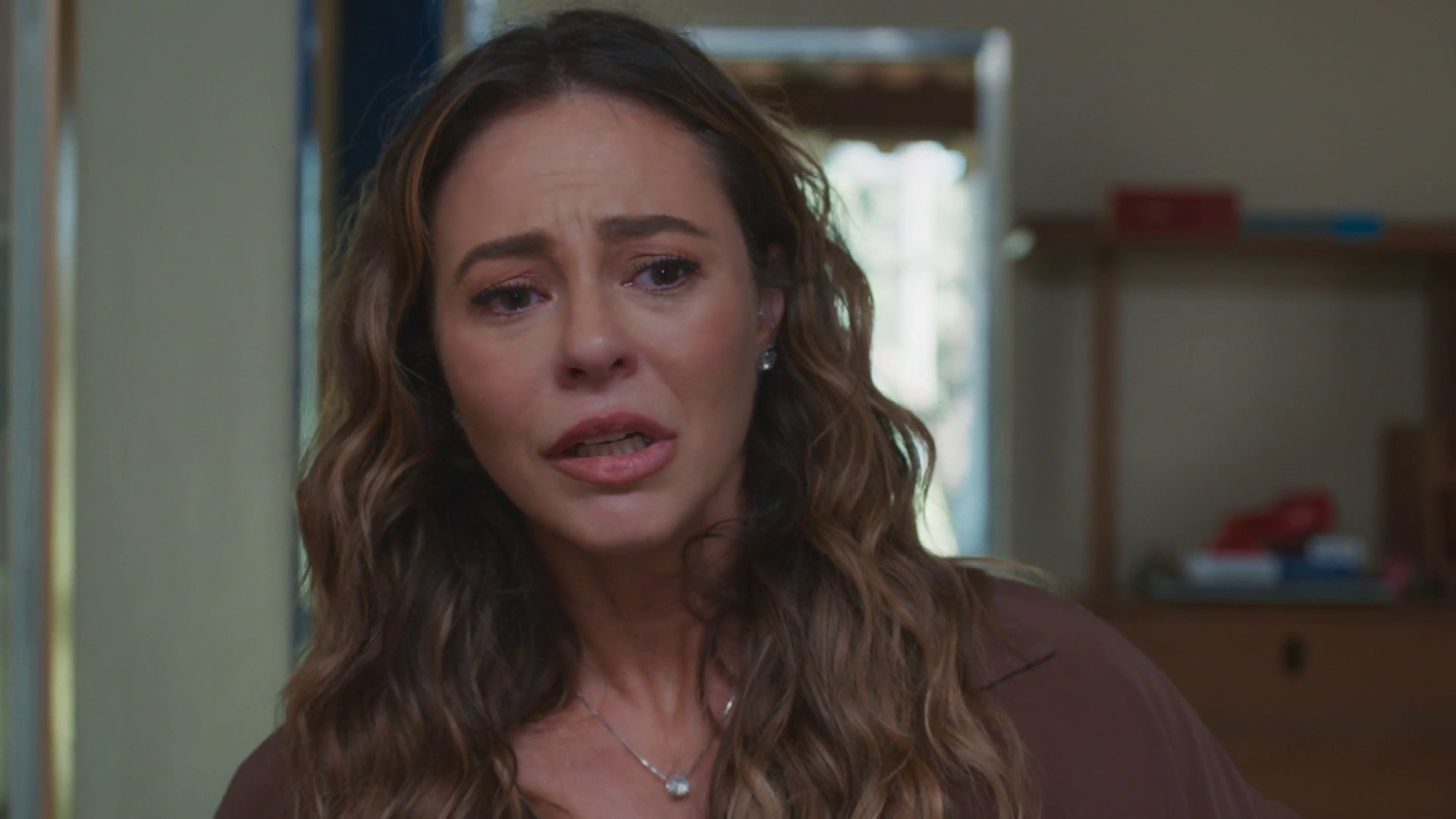 Vale Tudo: Heleninha reencontra Leonardo no capítulo de hoje