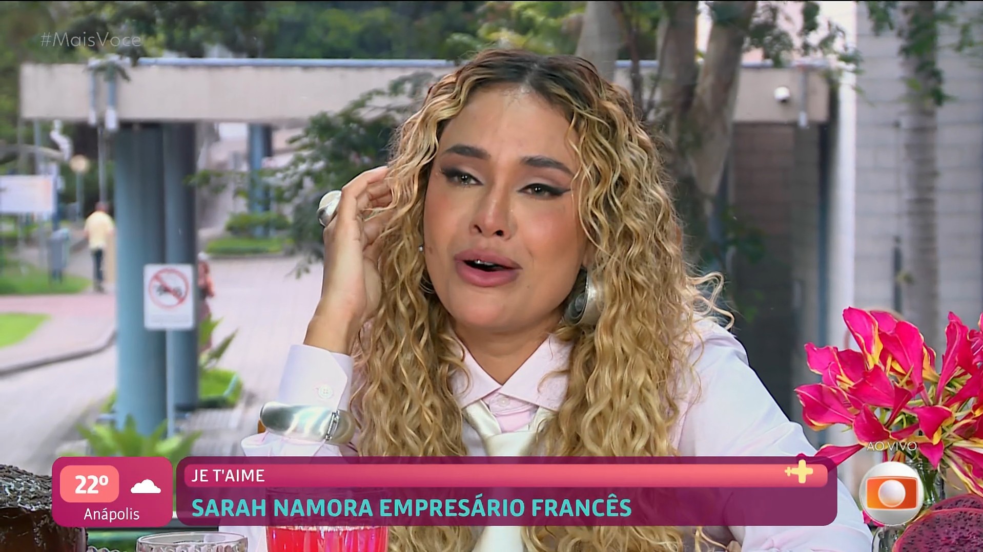 Sarah Andrade fala sobre relação com namorado francês: 'Juntamos os trapinhos'