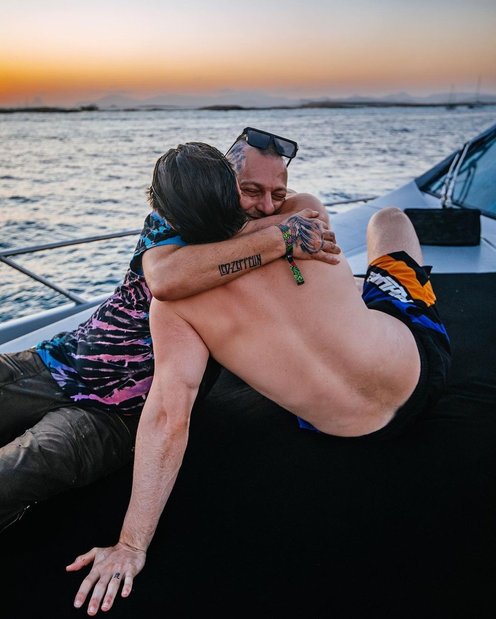 Alok com o pai, Juarez — Foto: Reprodução Instagram