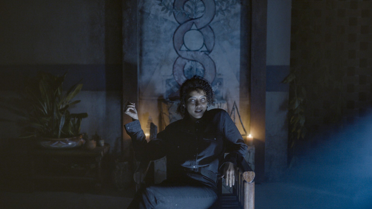 Taís Araujo encara o terror pela primeira vez em nova série do Globoplay: 'É uma esquisitice boa'