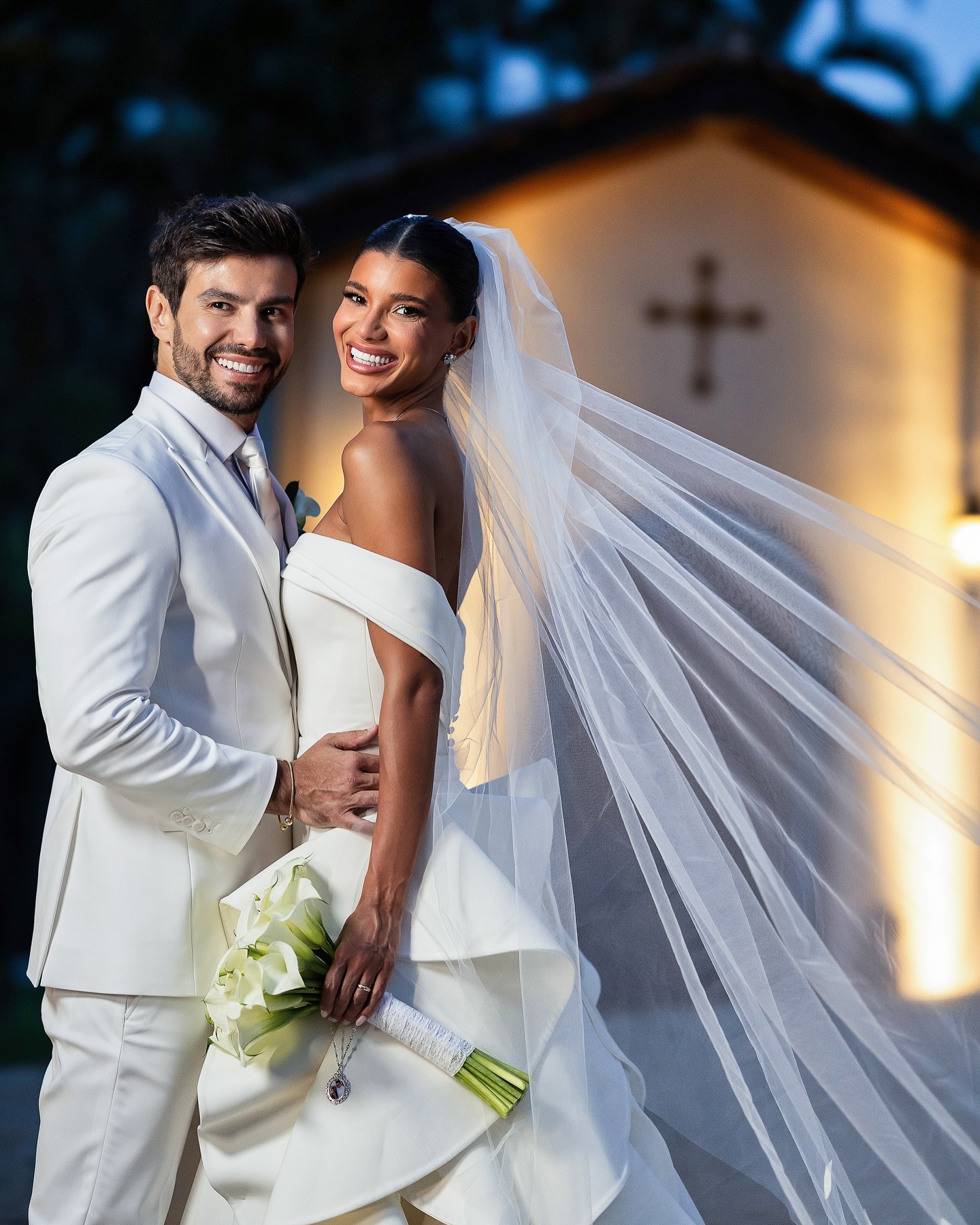 Jakelyne Oliveira e Mariano comemoram o primeiro Malyne Day como casados