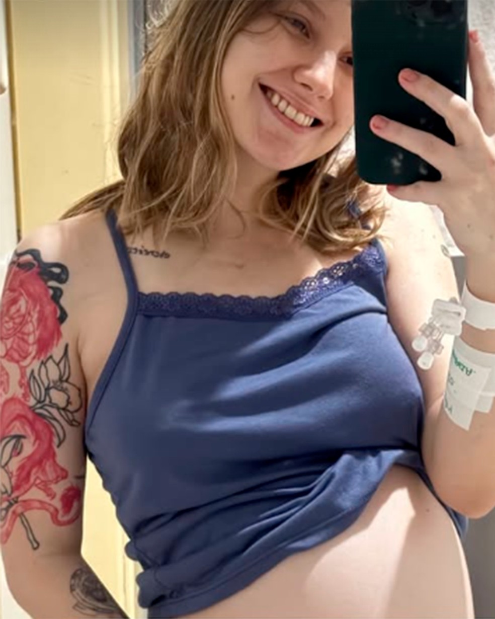 Isabel Veloso deu à luz Arthur neste domingo (29) — Foto: Reprodução