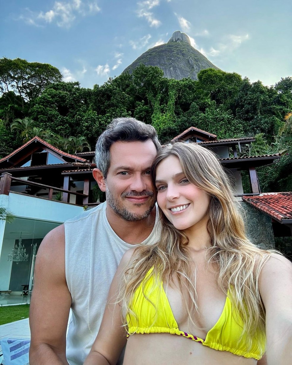 Henrique Blecher e Isabella Santoni — Foto: Reprodução