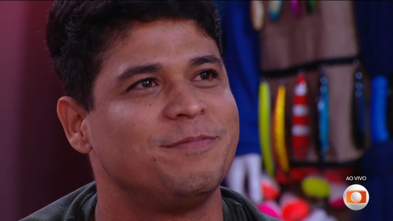 Guilherme se emociona ao rever trajetória no BBB 25: 'Nunca me ausentei de me posicionar'