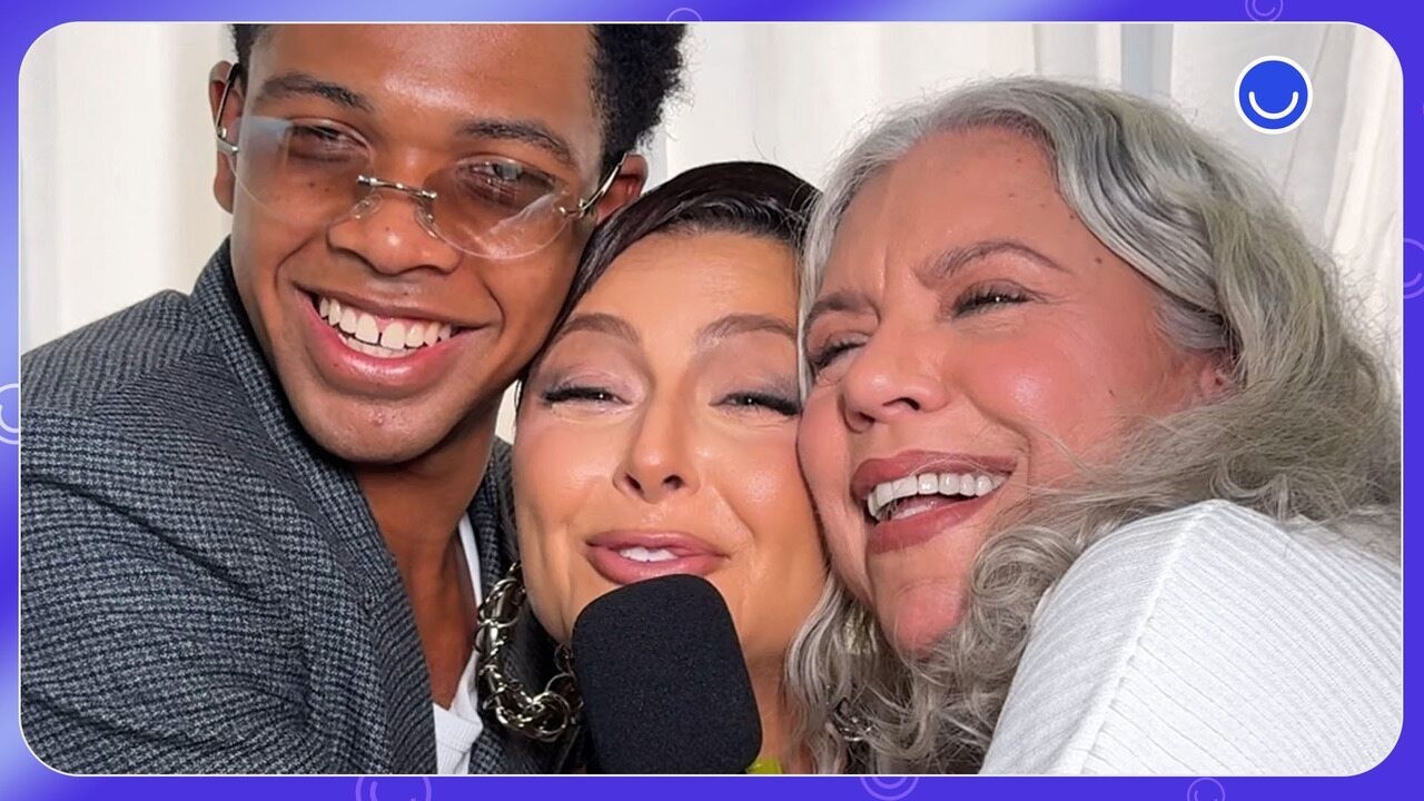 Astrid Fontenelle e Zeca Camargo se divertem juntos durante férias na Bahia