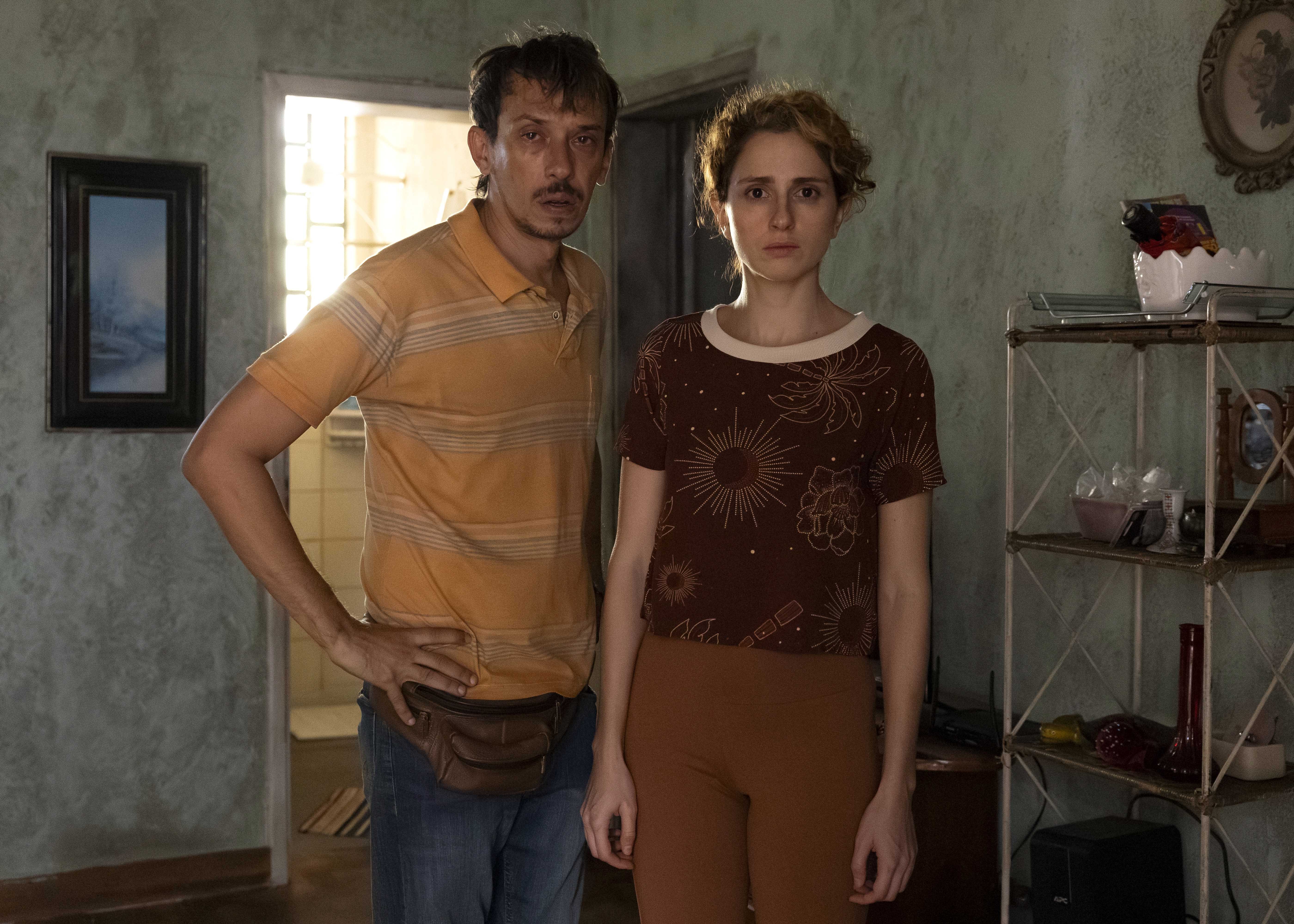 Carol Duarte e Pedro Wagner vivem irmãos na nova temporada de Os Outros