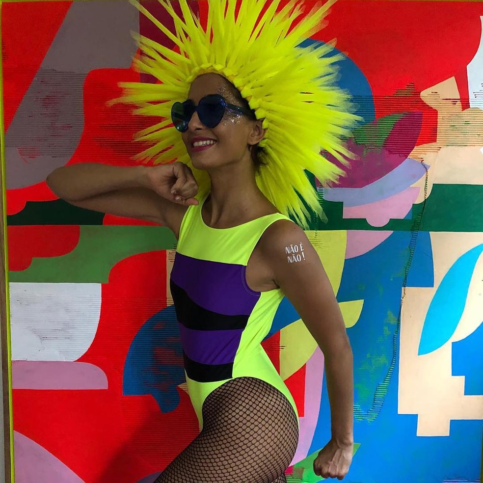 Body neon para carnaval cheap