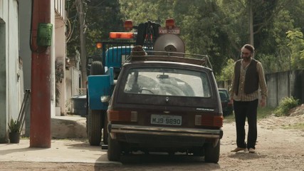 Rachid pede para o motorista lhe avisar se tiver notícias de Jacutinga