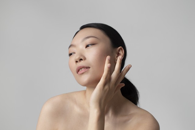 “Glass skin”: o que existe por trás da pele de vidro coreana