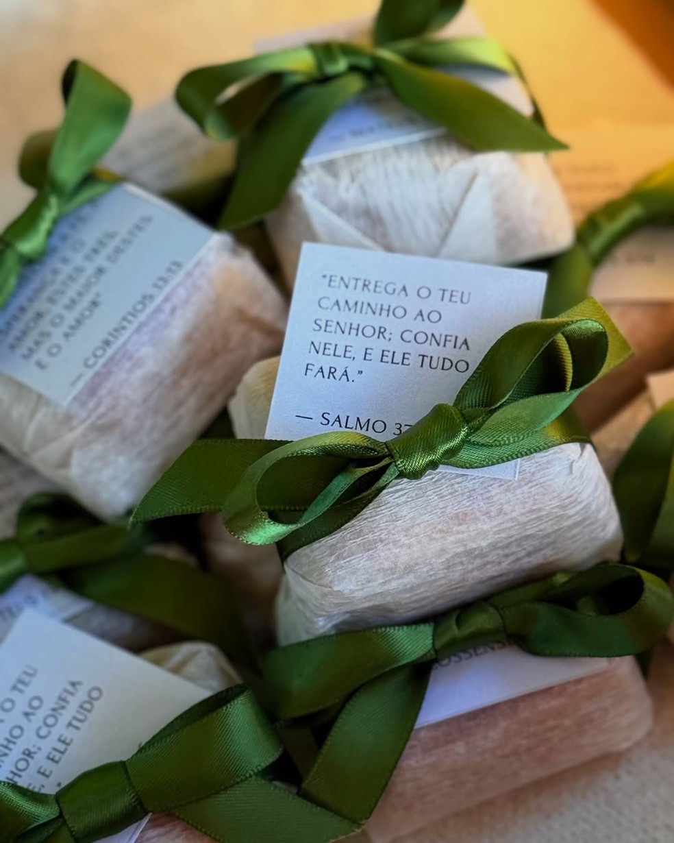 Marina Liberato abre álbum de casamento da irmã — Foto: Reprodução do Instagram