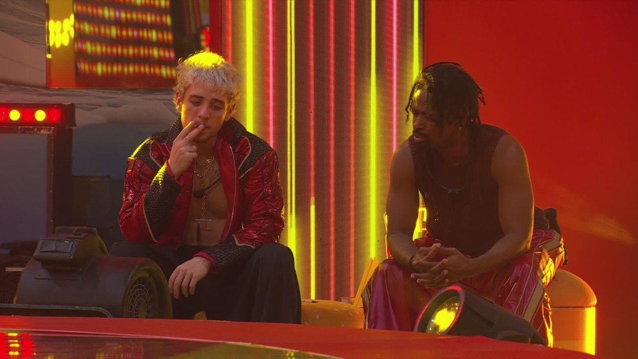 Leandro Boneco desabafa com Juliano Floss sobre sister: 'Não confio no jogo'