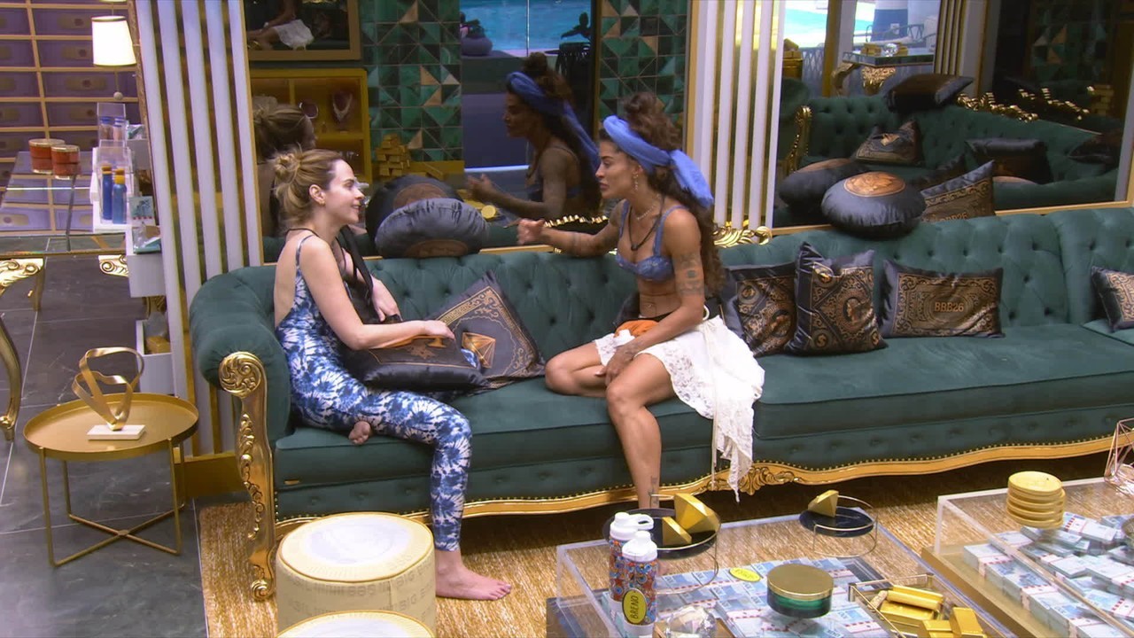 Aline Campos relembra comentário de Ana Paula Renault antes do BBB 26: 'Me ofendeu'