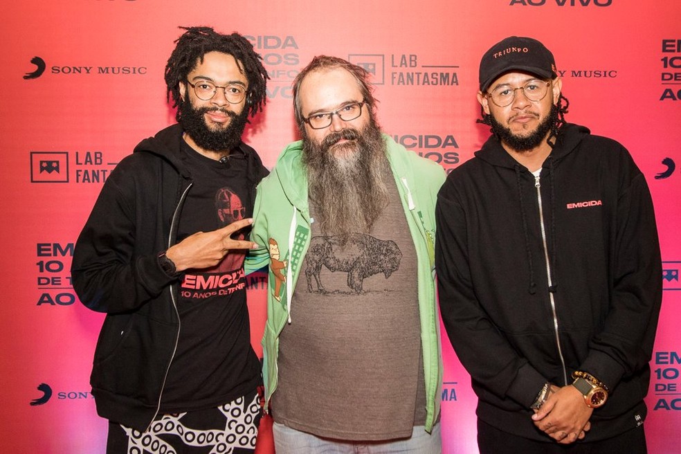 Fióti, Felipe Vassão e Emicida, respectivamente — Foto: Reprodução/Facebook