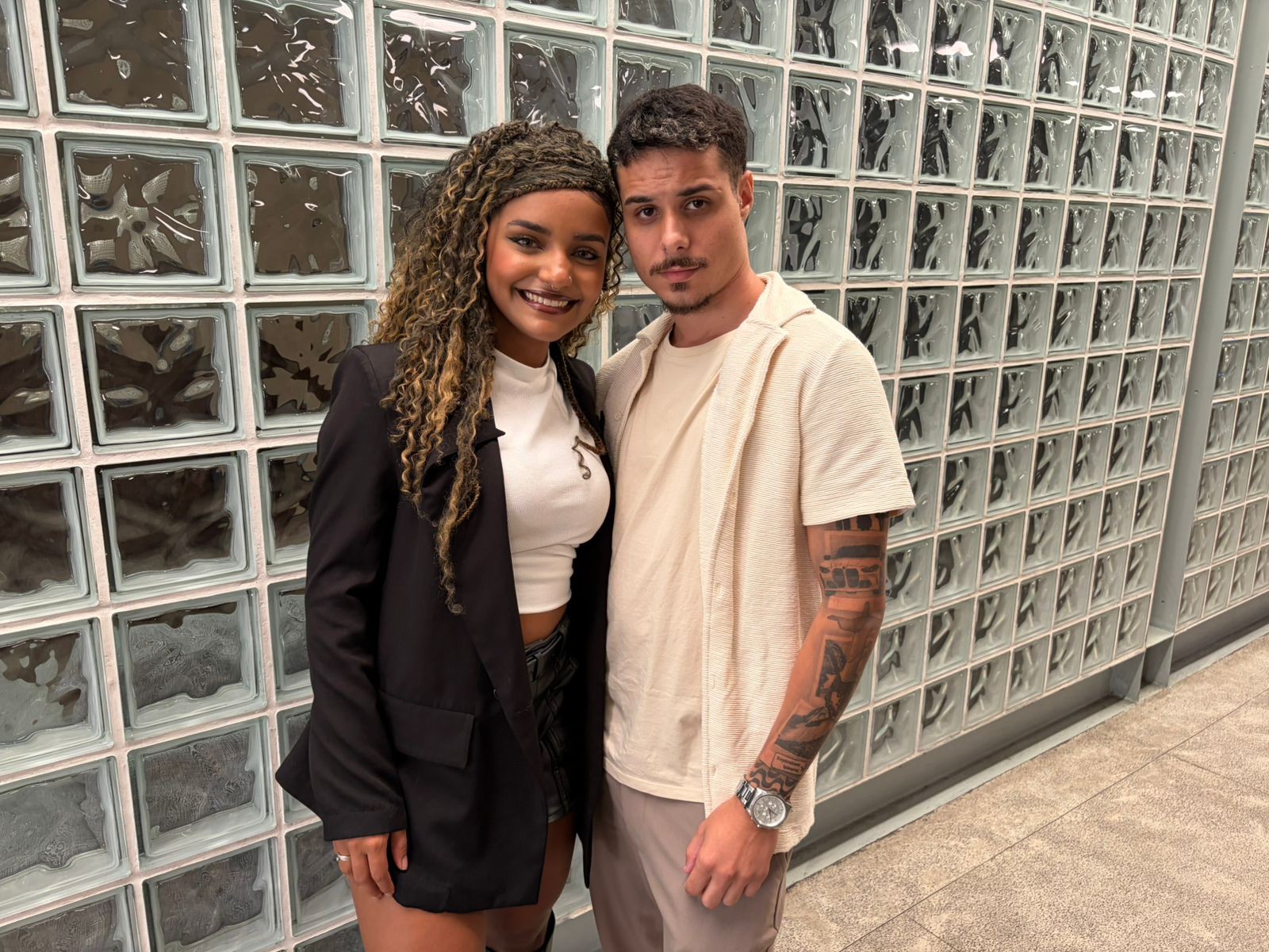 Camille Vitoria e namorado revelam planos de morar juntos: 'Pedir permissão pra minha mãe'