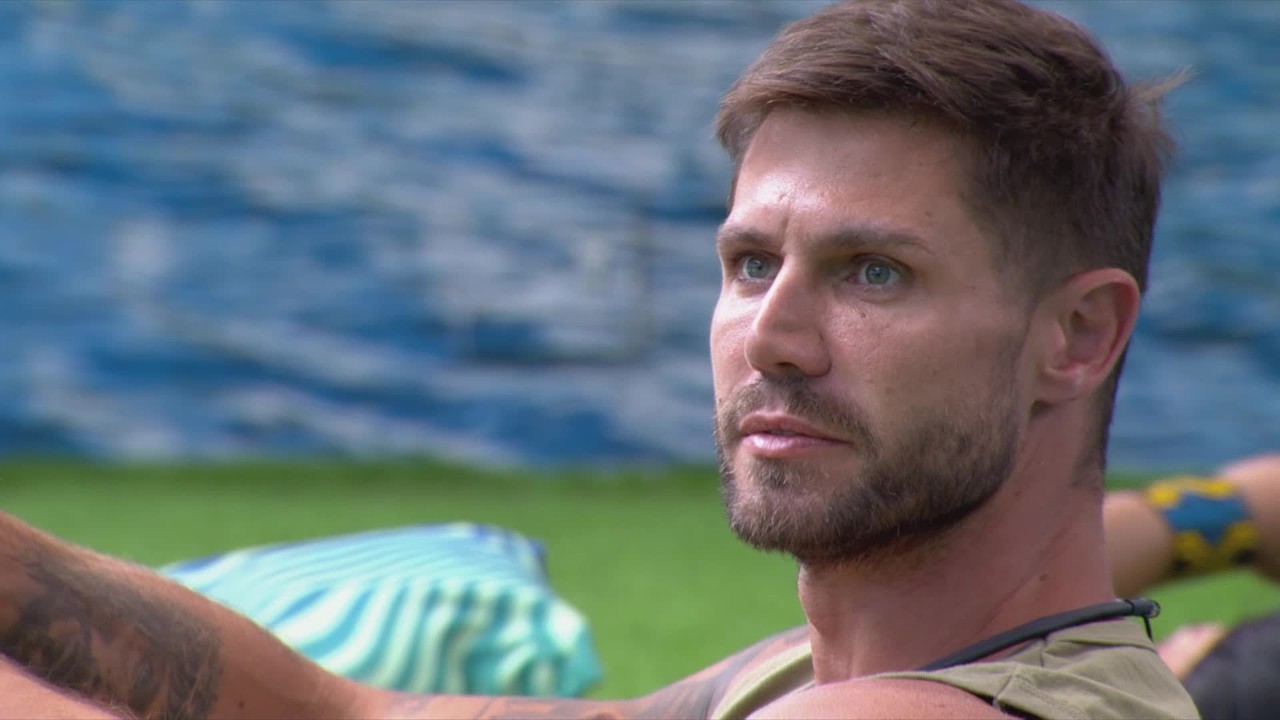 Leandro discute com Jonas Sulzbach sobre vaquinha da Xepa no BBB 26: 'Antiético'