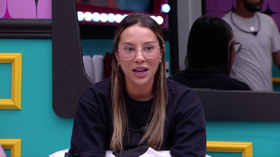 Renata fala de possibilidade de romance com Maike após BBB 25: 'Lá fora a vida é diferente' — Foto: Globo