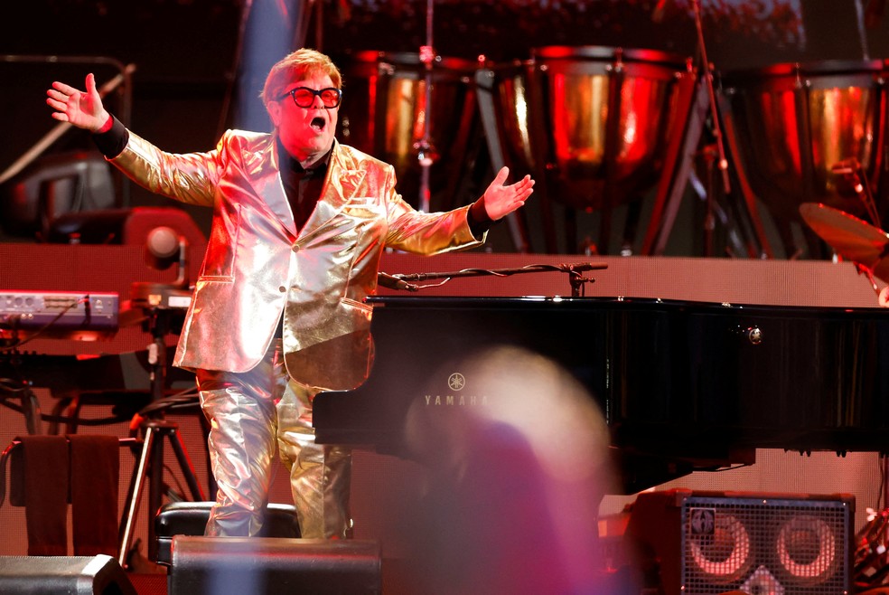 Elton John faz último show no Reino Unido — Foto: Reuters