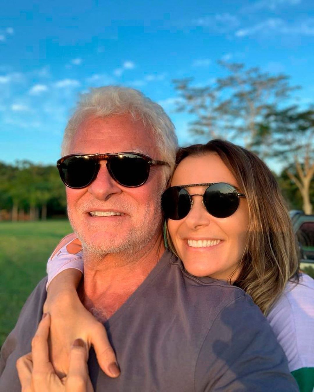 Mônica Martelli diz que não mora com o namorado por ter uma filha: 'Prioridades'