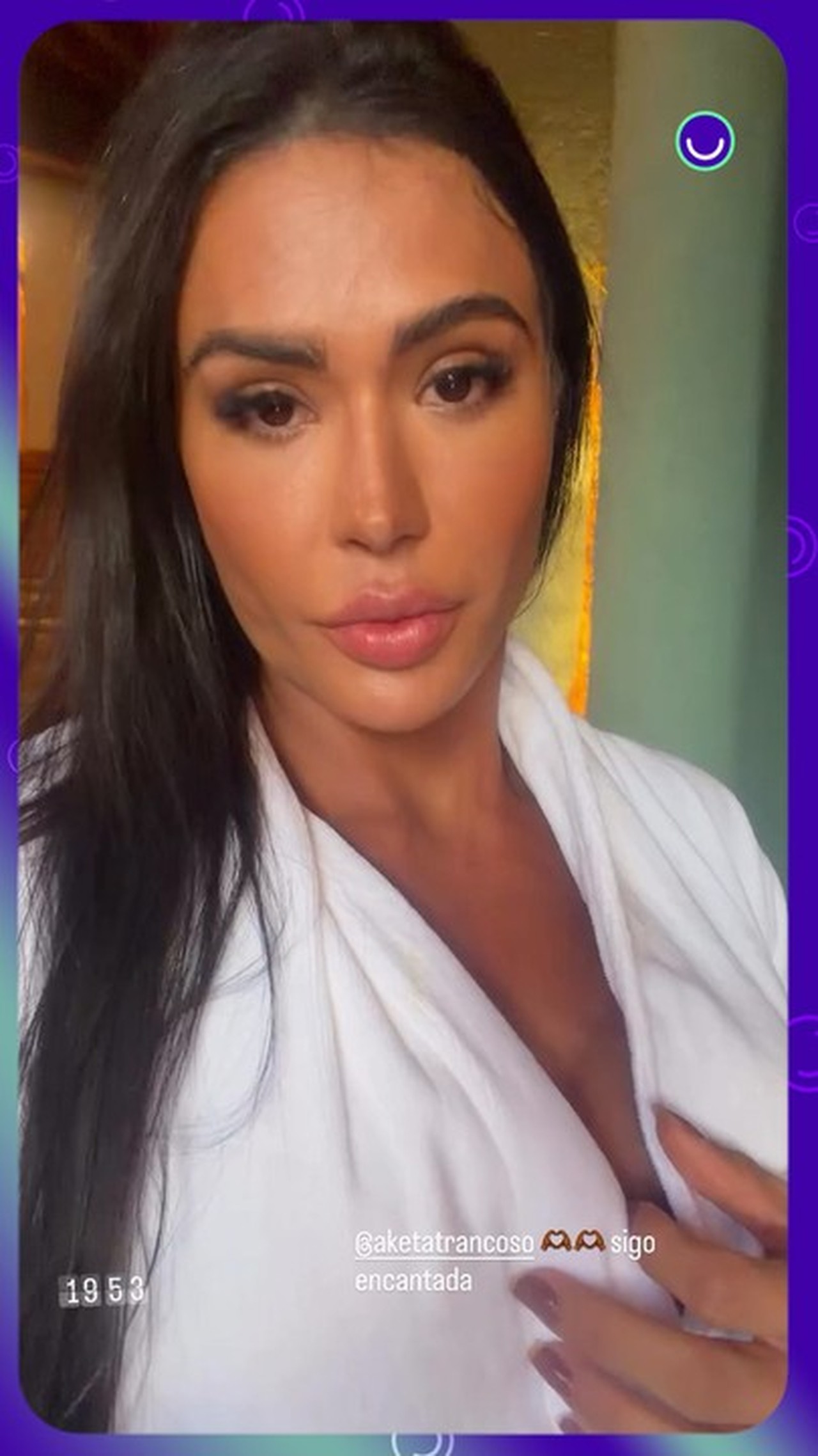 Gracyanne Barbosa revela status: 'Vivendo e solteira'