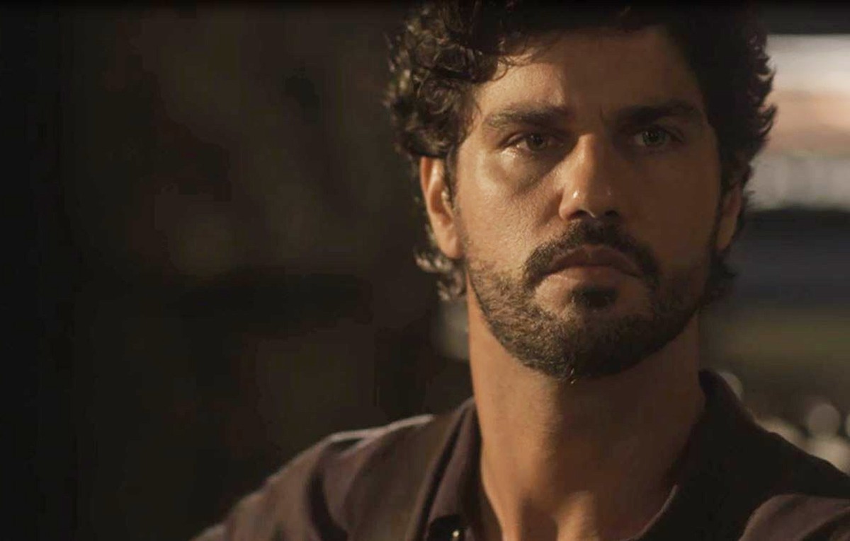 Vicente impede que Inácio seja atingido por tiro | Gshow