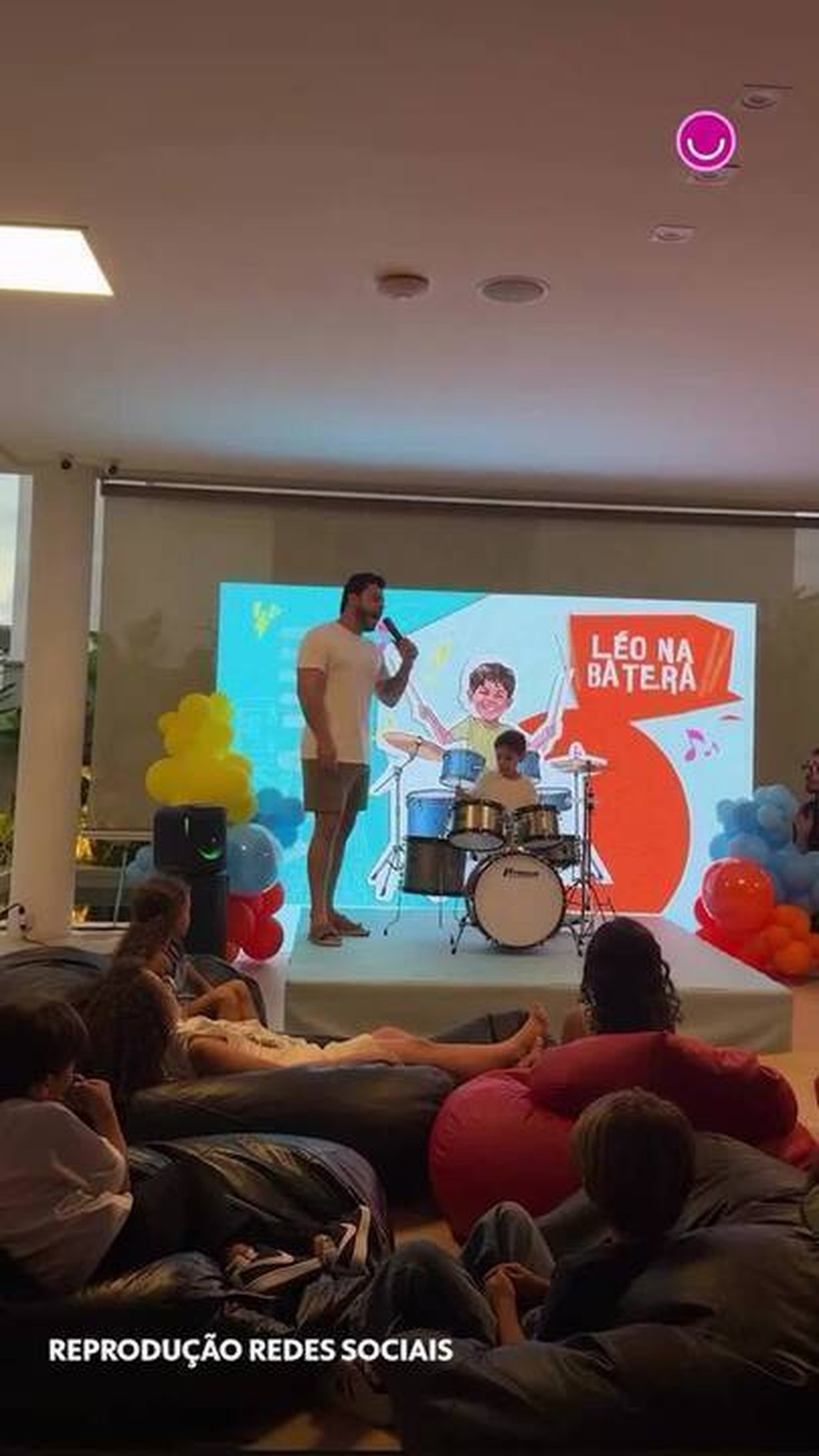 Murilo Huff festeja primeira apresentação de bateria de Léo, seu filho com Marília Mendonça