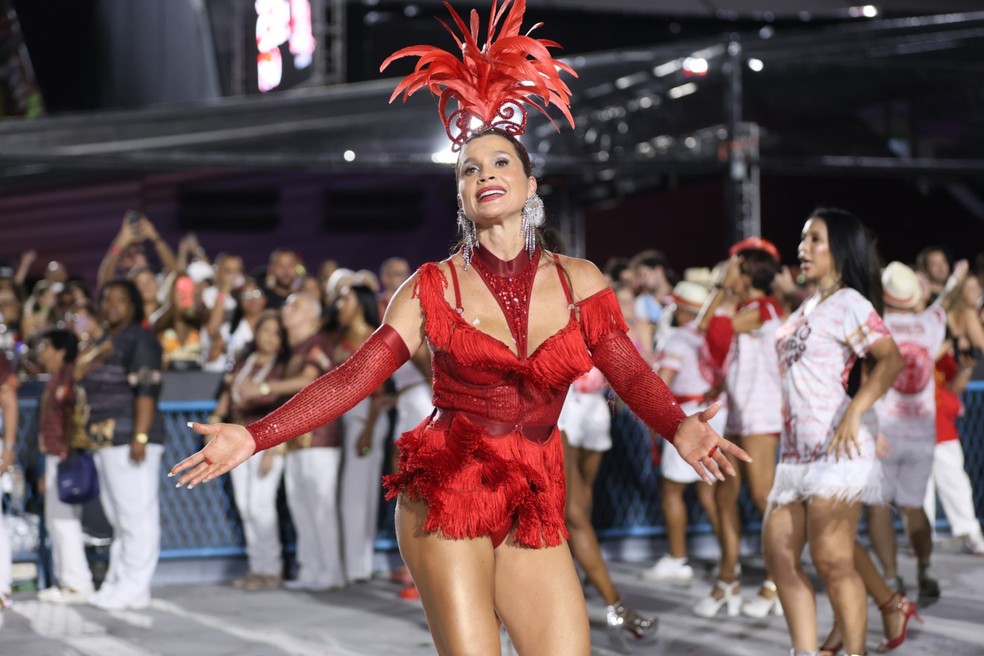 Flávia Alessandra — Foto: Brazil News