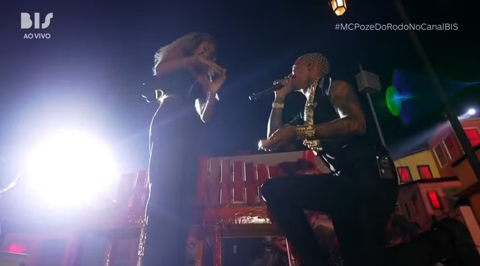 Poze do Rodo e Vivi Noronha — Foto: Reprodução/Bis