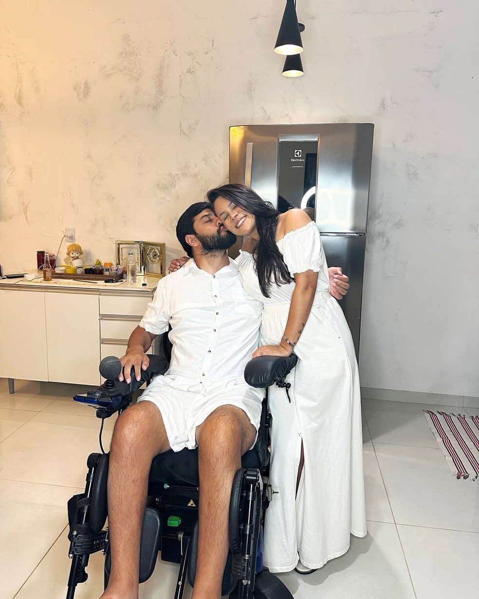 Influenciadores Elder Souza e Maira Lazarini — Foto: Reprodução/Instagram