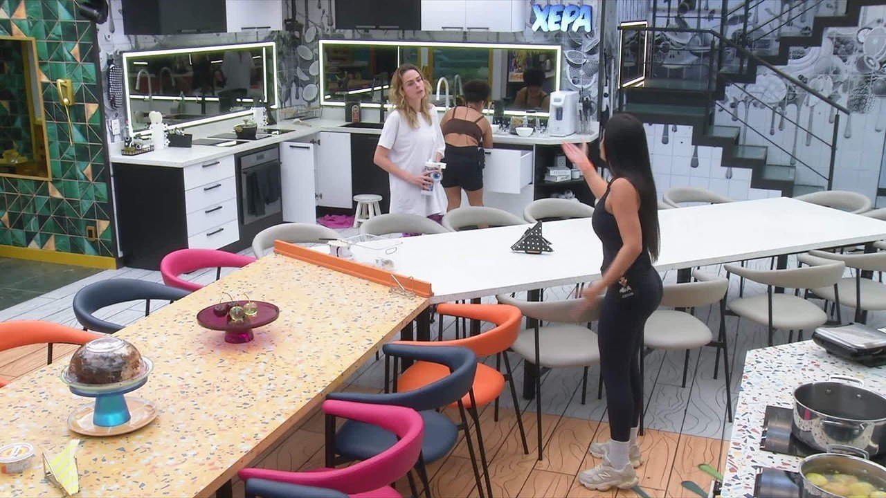 Ana Paula Renault provoca Jordana: 'Perdeu sua grande jogada'