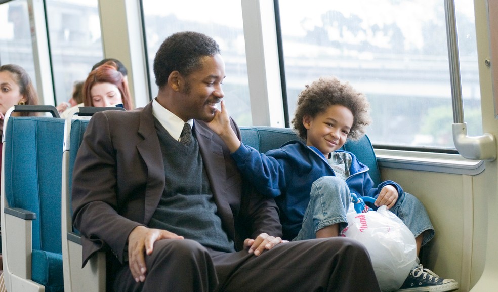 Will Smith e Jaden Smith em 'À Procura da Felicidade' (2006) — Foto: Reprodução/IMDB