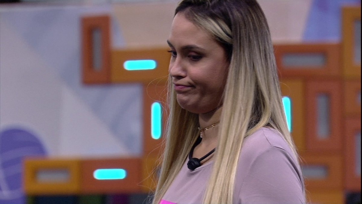 Sarah Especula Sobre Castigo Do Monstro No Bbb21 Vai Ser Eu E A Carla