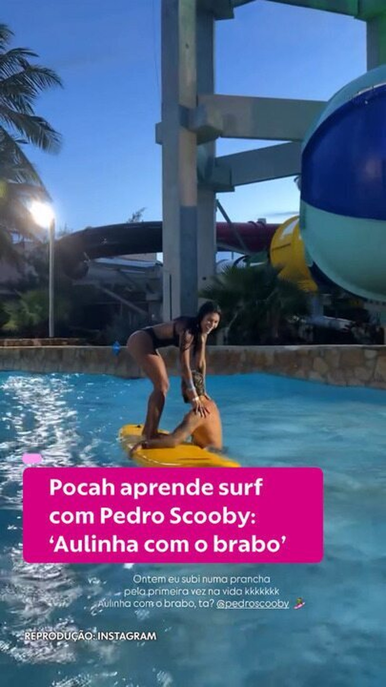Pocah aprende surfe com Pedro Scooby: 'Aulinha com o brabo'