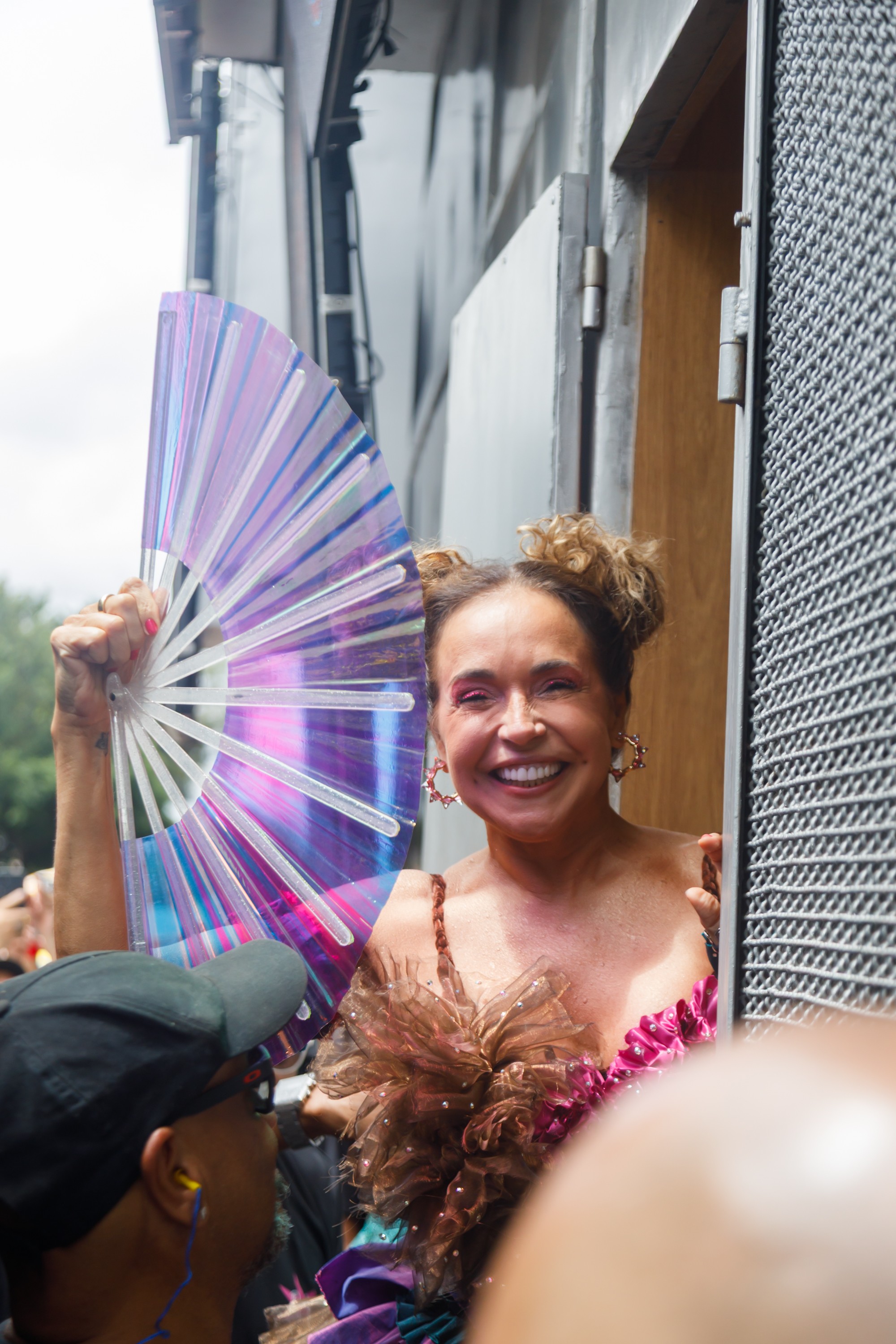 Daniela Mercury encerra Carnaval de rua com bloco em SP