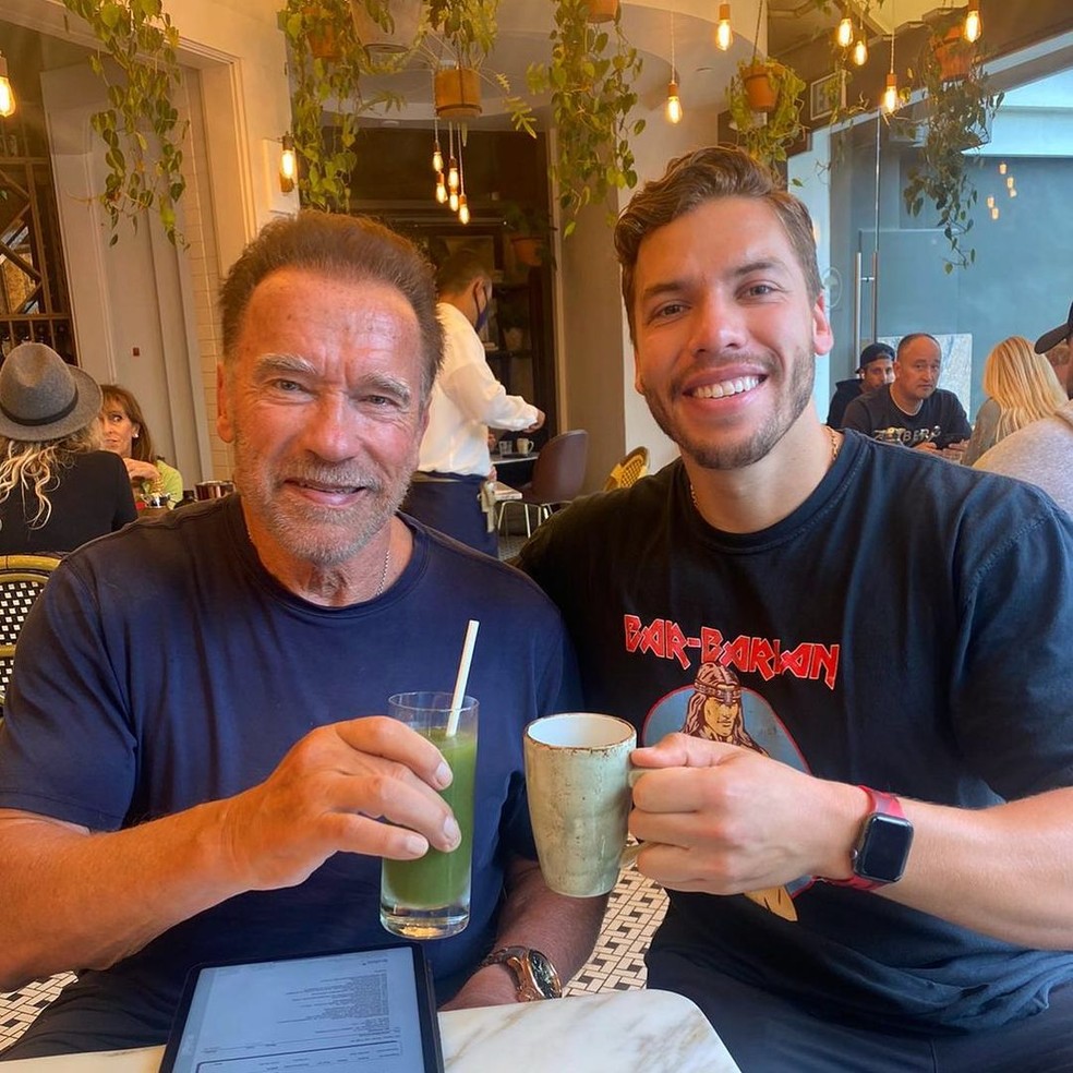 Arnold Schwarzenegger e o filho, Joseph Baena — Foto: Reprodução/Instagram
