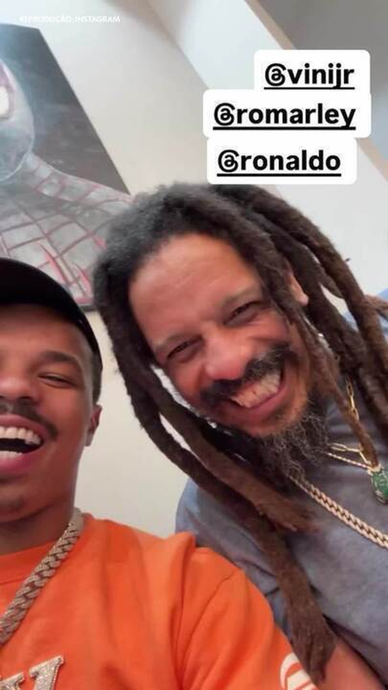 Virginia Fonseca mostra o look para assistir ao jogo de Vini Jr.