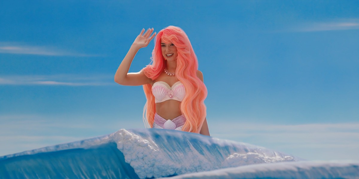Dua Lipa Aparece Caracterizada Como Barbie Sereia Em Cena Do Live Action Veja Pop Gshow 0007