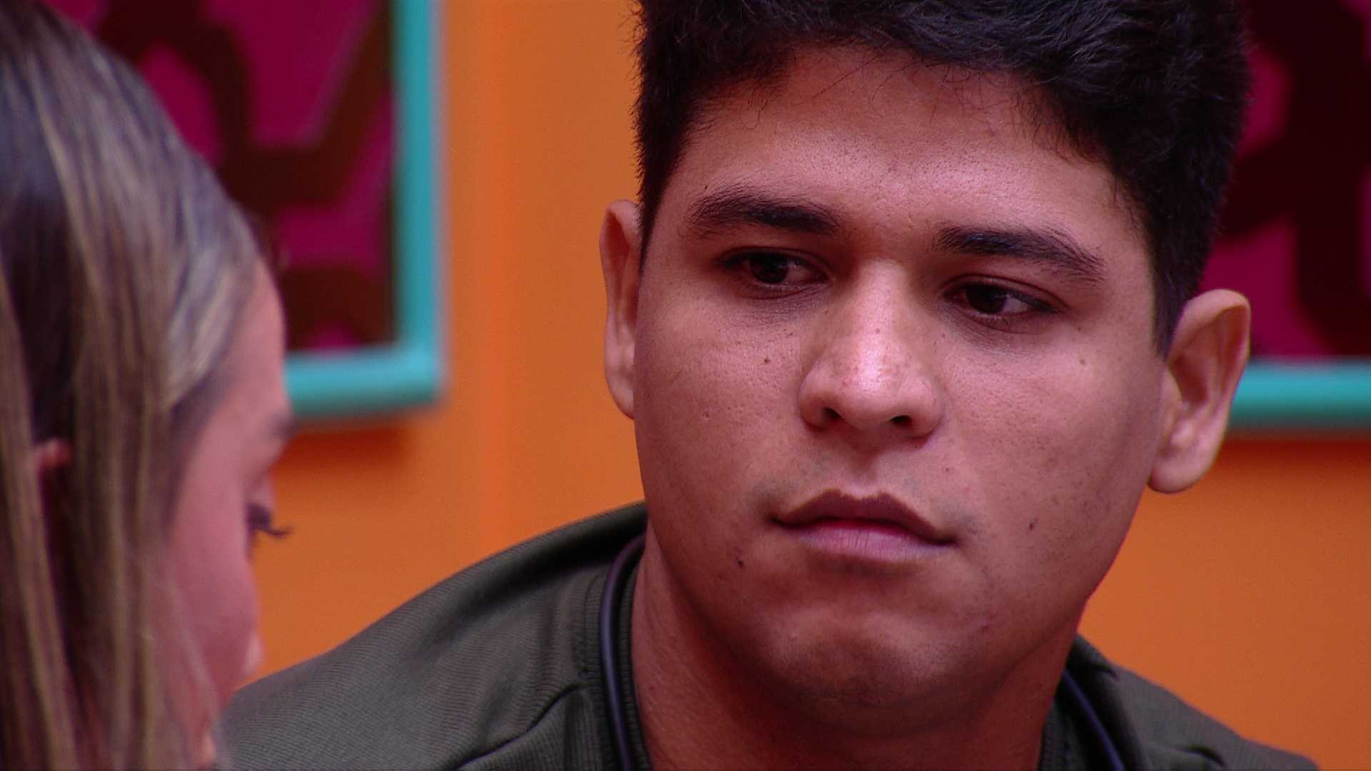 Guilherme defende Delma após fala de Renata: 'Peço que não toque mais nesse ponto'